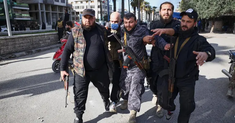 সিরিয়ায় পাল্টাপাল্টি বিক্ষোভ-সংঘর্ষ